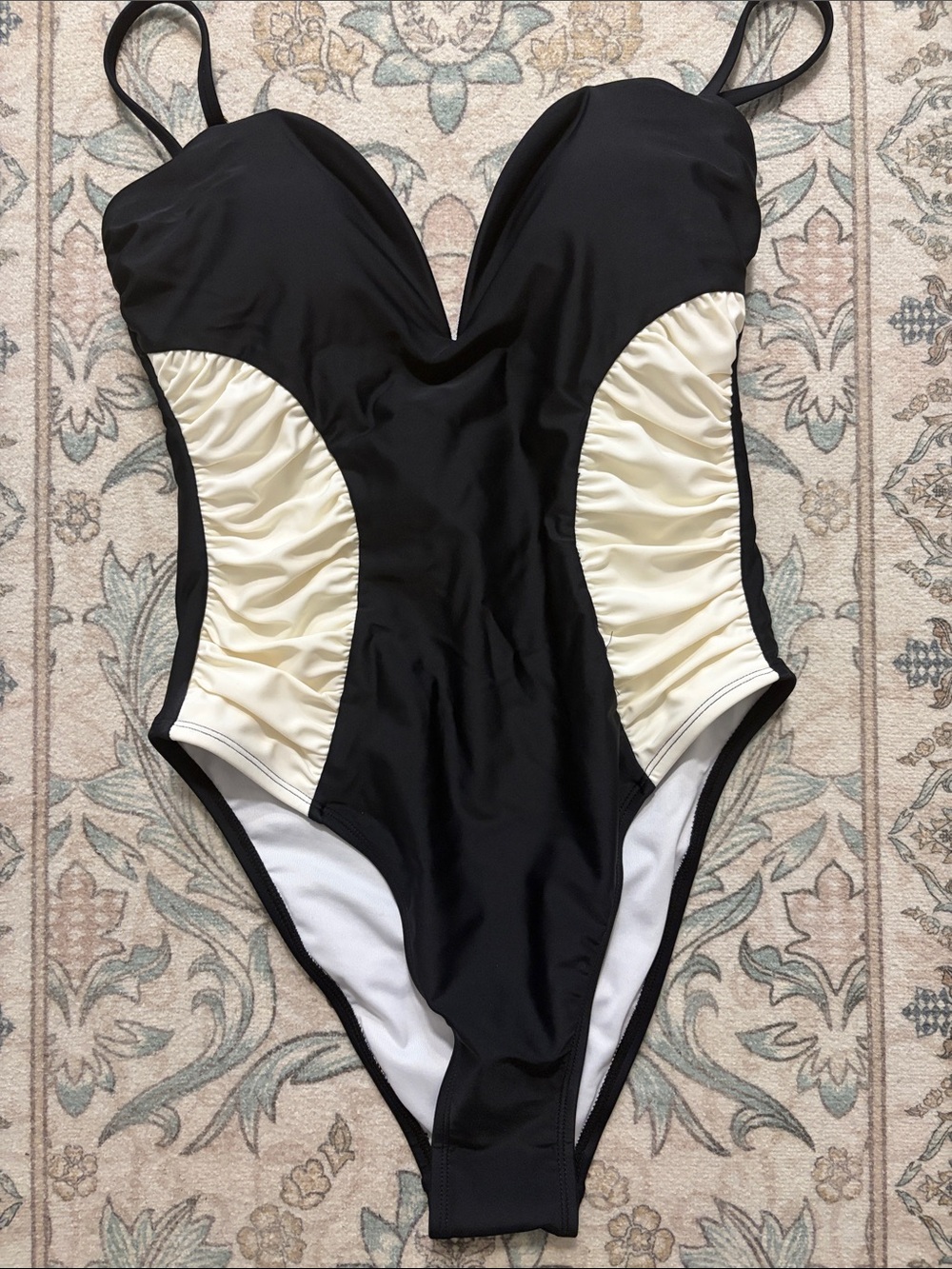 NWT Cupshe Sleek Black One-Piece Swimsuit with Cream Side Panels